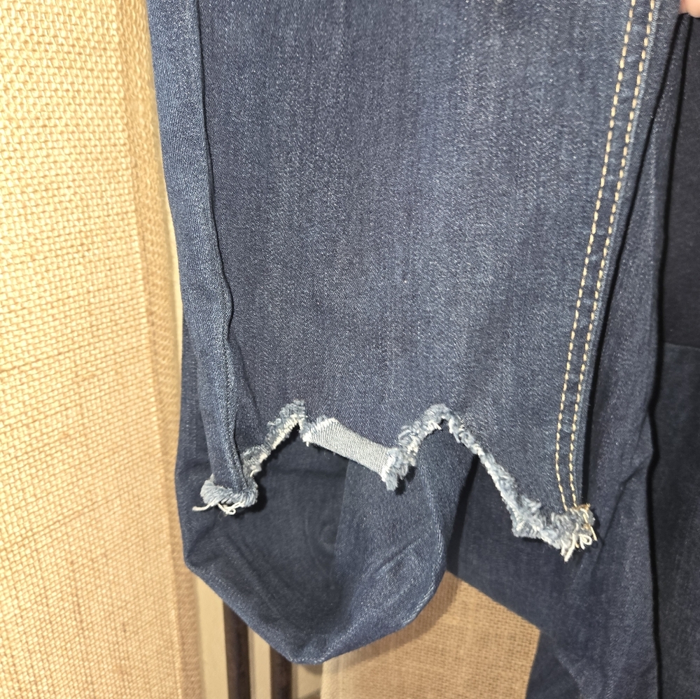 Women's Alivia Ford Distressed Hem Maternity Blue Jeans Size XL - Picture 7 of 11